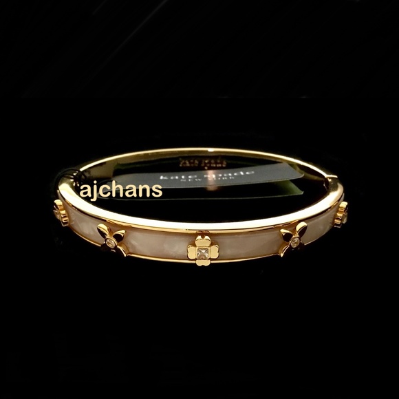 Kate Spade Heritage Bloom Hinged Bangle - Gold/Cream - Picture 2 of 7